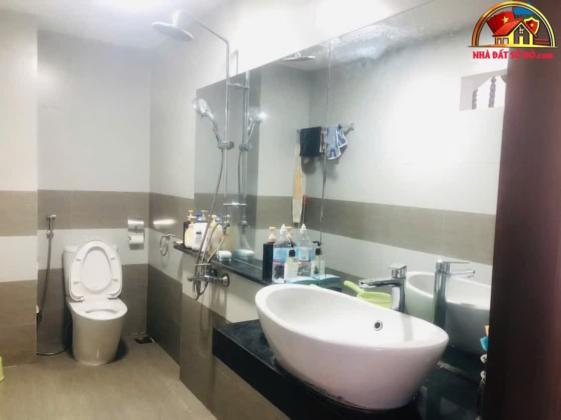Nhà 3 tầng chính chủ giá 11.5 tỷ – Ô tô vào … – Bán nhà trong ngõ, hẻm Quận Sơn Trà – Đà Nẵng giá 10 – 15 tỷ