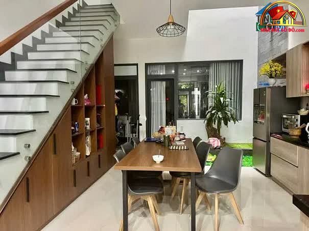 Nhà biệt thự đẹp 3 tầng kiên cố – Gần sông thoáng mát – Giá thỏa thuận – NHÀ ĐẤT BẤT ĐỘNG SẢN SỔ ĐỎ