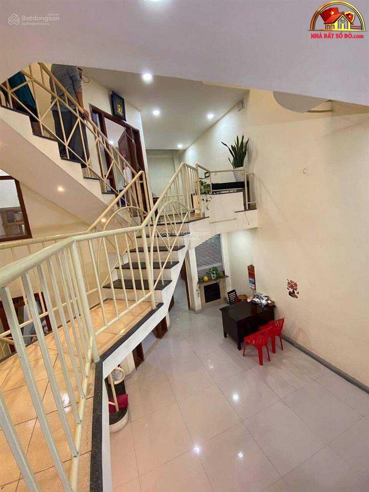 Nhà đẹp 5 tầng trên đường Thành Thái, giá 16.5 tỷ – bán nhà đất Quận 10 – Hồ Chí Minh