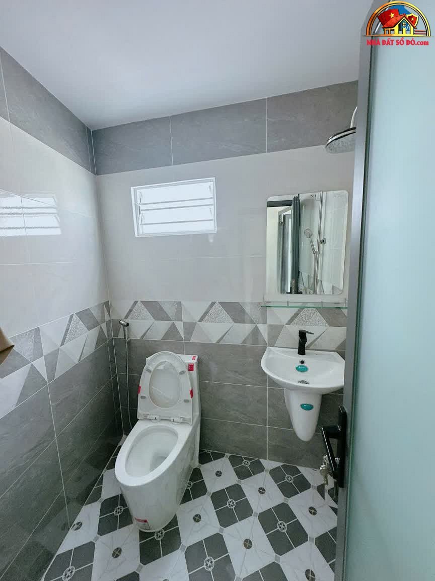 Nhà mới 3 tầng bán tại Vĩnh Khánh, giá chỉ 6.5 tỷ – Nhà đẹp cho gia đình tại Quận 4