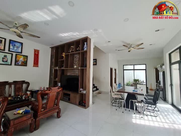 Nhà mặt phố Cách Mạng Tháng Tám, 230m2 chỉ 10.3 tỷ… – Bán nhà mặt phố Quận Cẩm Lệ – Đà Nẵng giá 10 – 15 tỷ