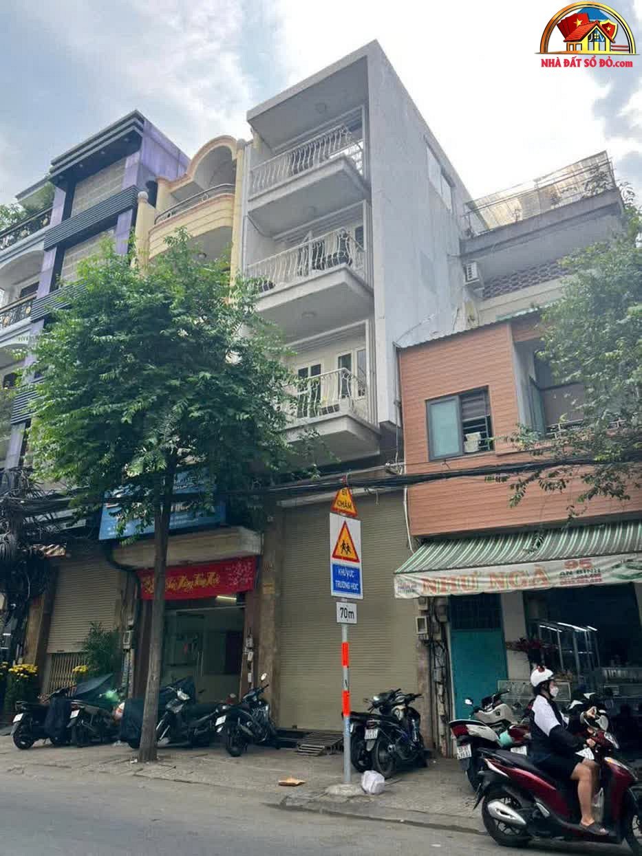 Bán nhà mặt phố 96m² Quận 5 – 29.9 tỷ – Cơ hội đầu tư tuyệt vời