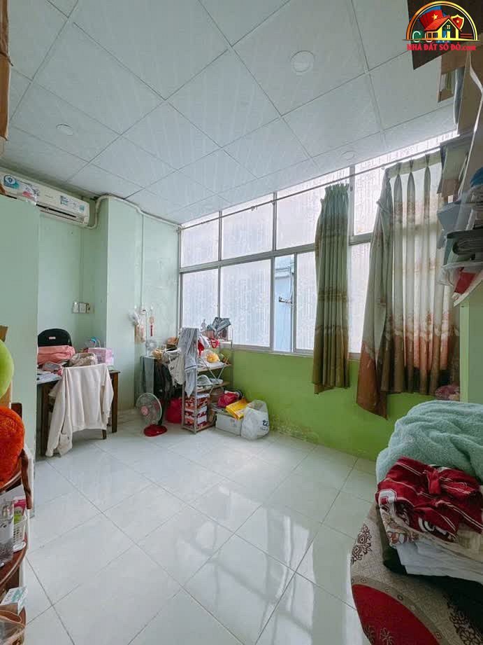 Nhà đúc bê tông 2PN hẻm xe hơi Quận 4 giá 5.49 tỷ – Bán nhà riêng