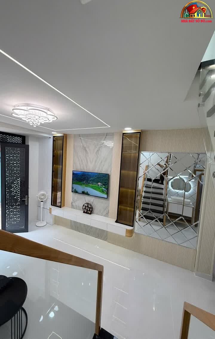 Nhà ngay Đầm Sen, sổ hồng, chỉ 6.45 tỷ – Bán nhà riêng Tân Phú, Hồ Chí Minh