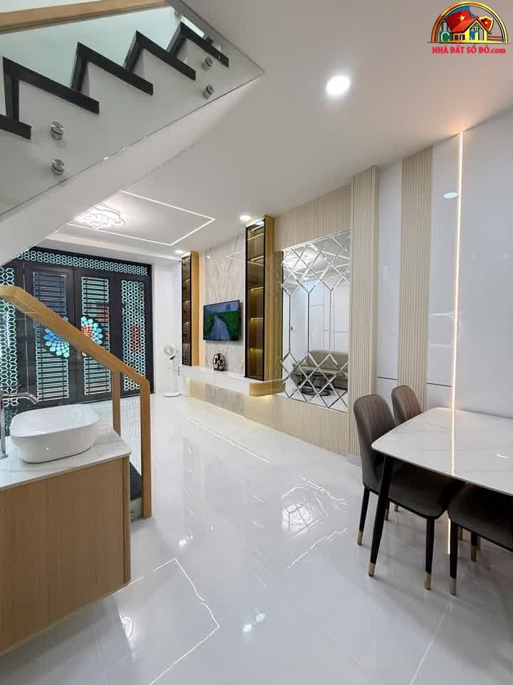 Nhà ngay Đầm Sen, sổ hồng, chỉ 6.45 tỷ – Bán nhà riêng Tân Phú, Hồ Chí Minh