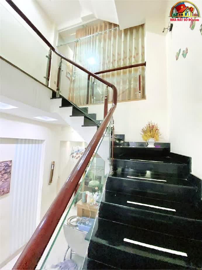 Nhà 5 tầng Tô Hiến Thành, 5 phòng ngủ, giá 8 tỷ – Đầu tư sinh lời cao – NHÀ ĐẤT BẤT ĐỘNG SẢN SỔ ĐỎ