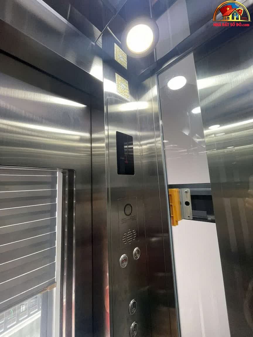 Bán nhà 4 phòng ngủ hẻm 1 sẹt Quận 4, giá 4.69 tỷ – NHÀ ĐẤT BẤT ĐỘNG SẢN SỔ ĐỎ