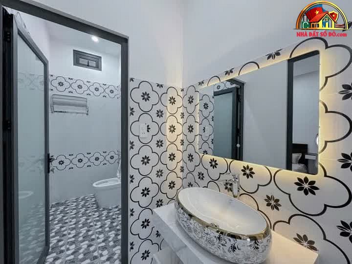Nhà 3 tầng hiện đại, đầy đủ nội thất – Diện … – Bán nhà phân lô, liền kề Quận Liên Chiểu – Đà Nẵng giá 3 – 5 tỷ