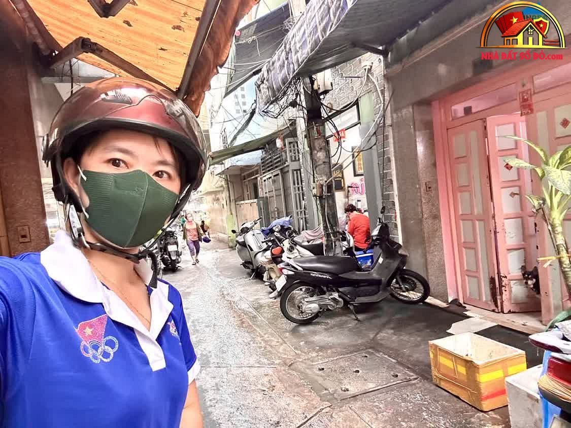 Bán nhà 3 tầng giá chỉ 5.2 tỷ – Hẻm Đoàn Văn Bơ – Quận 4 – Hồ Chí Minh – NHÀ ĐẤT BẤT ĐỘNG SẢN SỔ ĐỎ