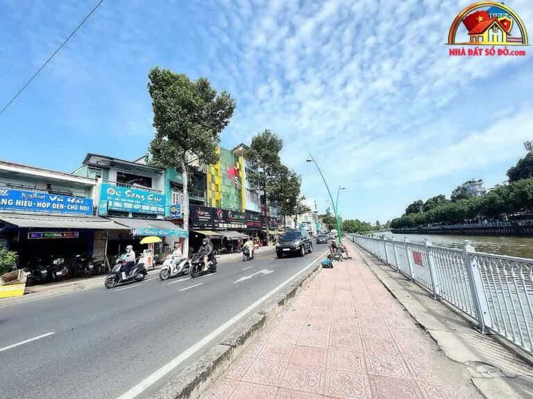 Nhà mặt tiền kinh doanh sầm uất, view sông tại Đ.Hoàng Sa, Quận 3 – 62m² chỉ 12.5 tỷ