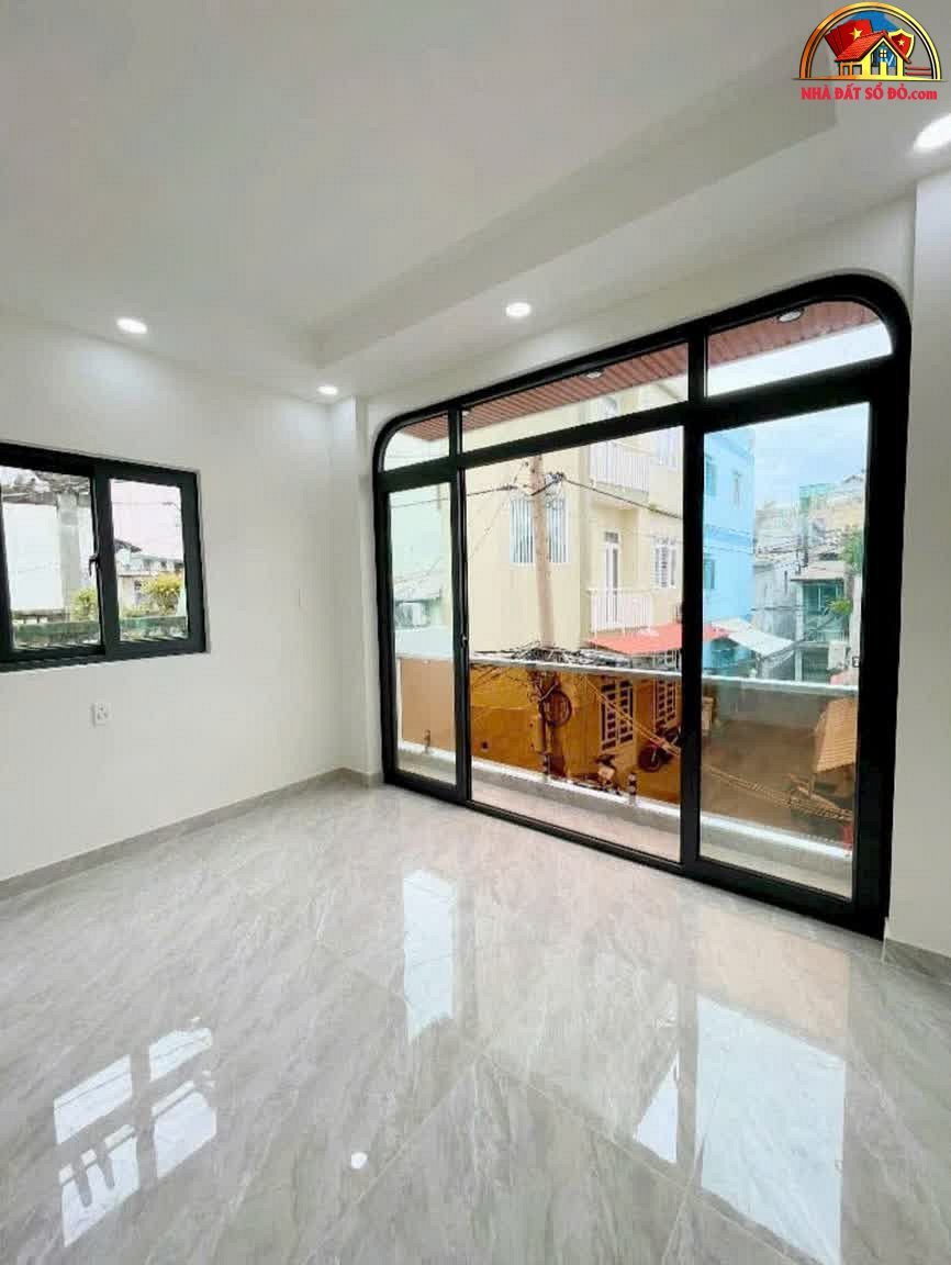 Nhà 2 Mặt Tiền Căn Góc Đúc 3 Tầng Mới – 5.1 Tỷ – Quận 4 – NHÀ ĐẤT BẤT ĐỘNG SẢN SỔ ĐỎ