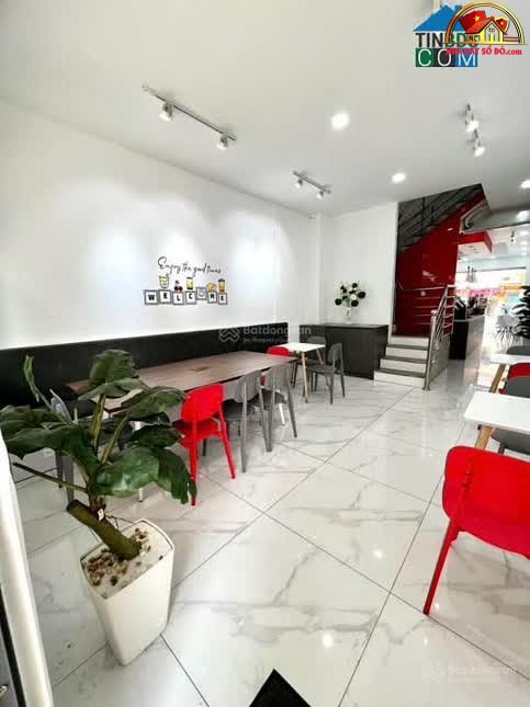 Căn nhà mặt phố hiện đại, 64m² – Giá chỉ 27 tỷ TL – Bán nhà đất Trần Hưng Đạo – Quận 5 – Hồ Chí Minh – NHÀ ĐẤT BẤT ĐỘNG SẢN SỔ ĐỎ