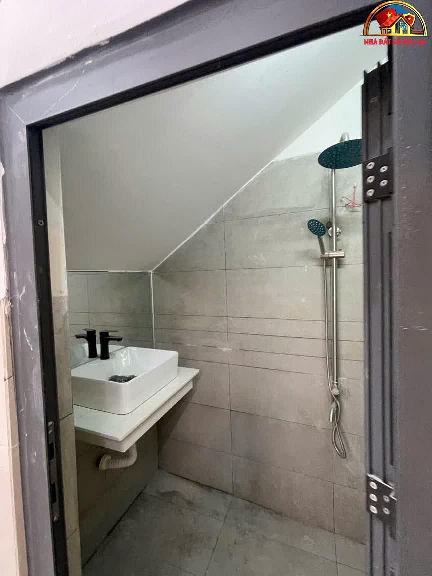 Nhà mới hẻm xe hơi, gần khu Làng Ốc – Quận 8 – Hồ Chí Minh – NHÀ ĐẤT BẤT ĐỘNG SẢN SỔ ĐỎ