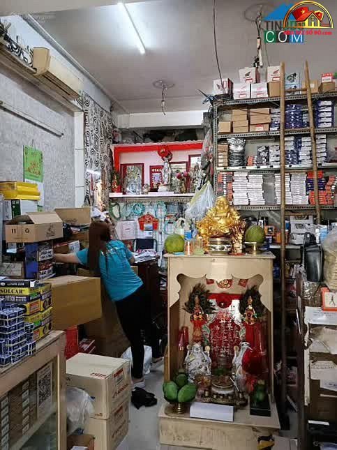 Bán nhà mặt phố 4 tầng, gần chợ – Quận 5 – Hồ Chí Minh – NHÀ ĐẤT BẤT ĐỘNG SẢN SỔ ĐỎ