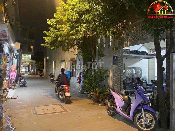 Nhà 4 tầng giá chỉ 5.3 tỷ đường Tân Thới Hiệp – Quận 12 –