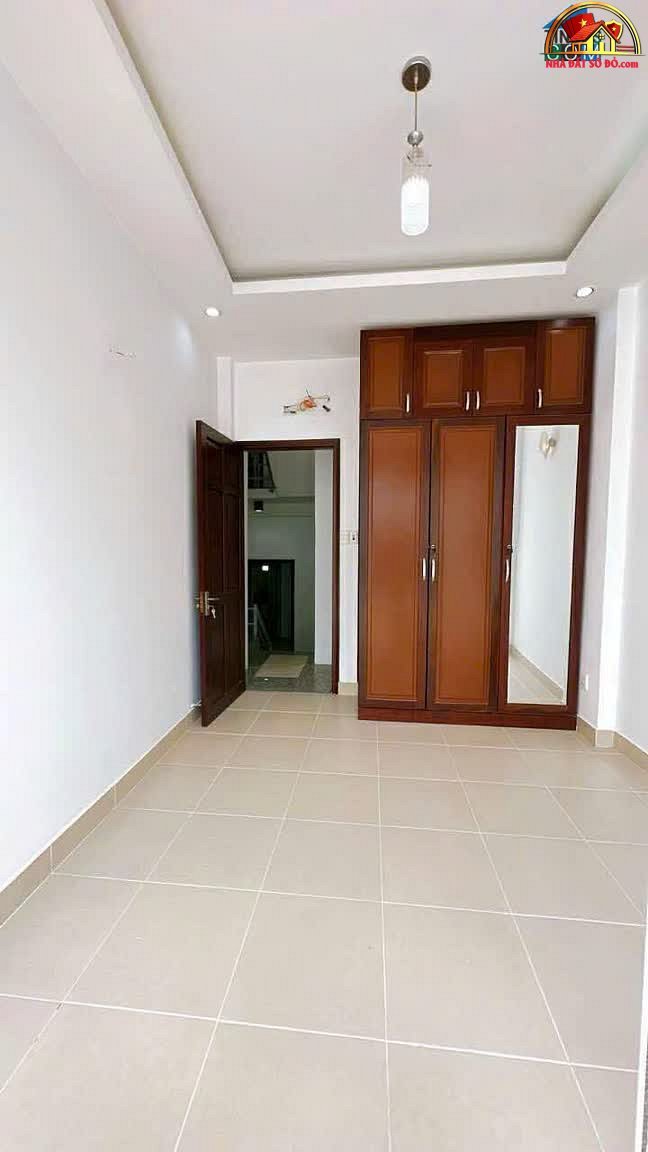 Nhà 6 Tấm Sát Mặt Tiền Nguyễn Khoái, Giá 6.95 Tỷ – Bán nhà đất – Quận 4 – Hồ Chí Minh