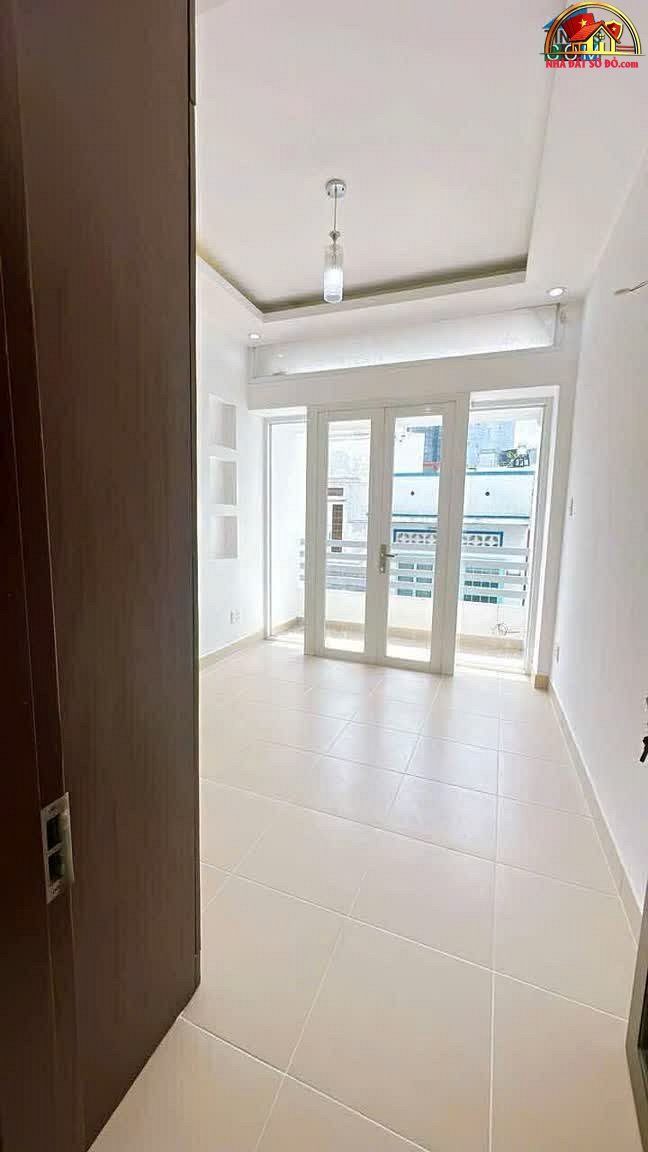 Nhà 6 Tấm Sát Mặt Tiền Nguyễn Khoái, Giá 6.95 Tỷ – Bán nhà đất – Quận 4 – Hồ Chí Minh