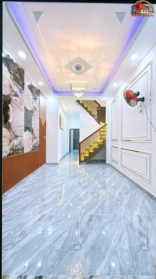 Nhà mặt tiền Đoàn Văn Bơ, 52m² – Giá chỉ 4.84 tỷ – Thương lượng ngay