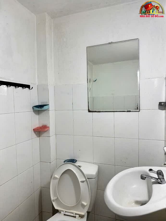 Bán nhà riêng 50m2 3 tầng sát chợ Xóm Chiếu, giá 5… – Bán nhà mặt phố Quận 1 – TP Hồ Chí Minh giá 5 – 7 tỷ