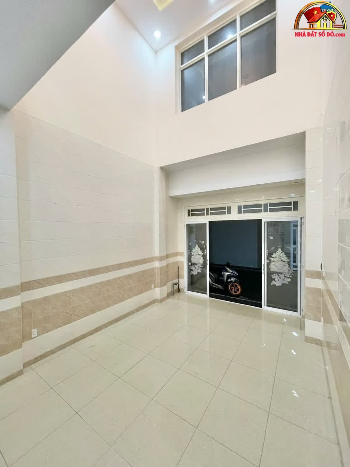 Nhà 4 Tầng KDC Hồng Đào Hẻm 5m – 55m2 – 8.2 tỷ – Bán nhà đất