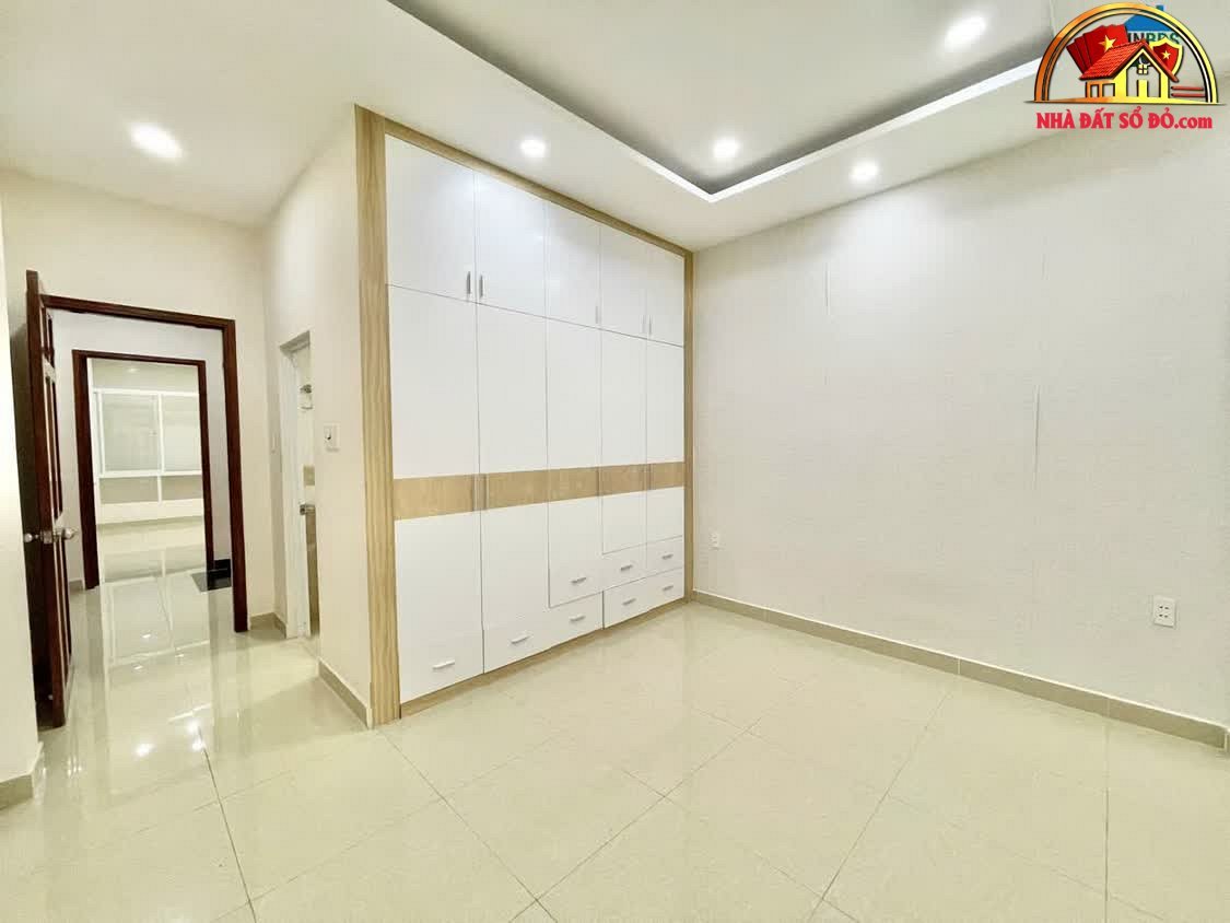 Nhà 4 Tầng KDC Hồng Đào Hẻm 5m – 55m2 – 8.2 tỷ – Bán nhà đất