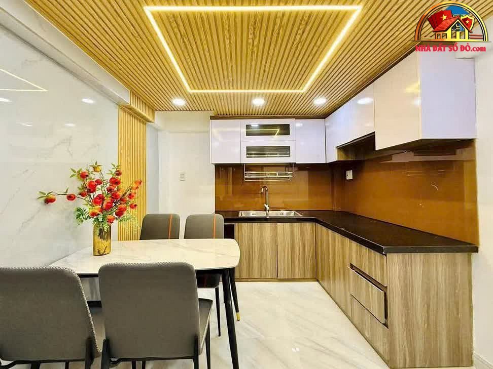 Nhà Đẹp, Hẻm 4m Thông, 4 Tầng, Giá 5.99 tỷ – Bán Nhà Đất Nguyễn Biểu – Quận 5 – Hồ Chí Minh – NHÀ ĐẤT BẤT ĐỘNG SẢN SỔ ĐỎ