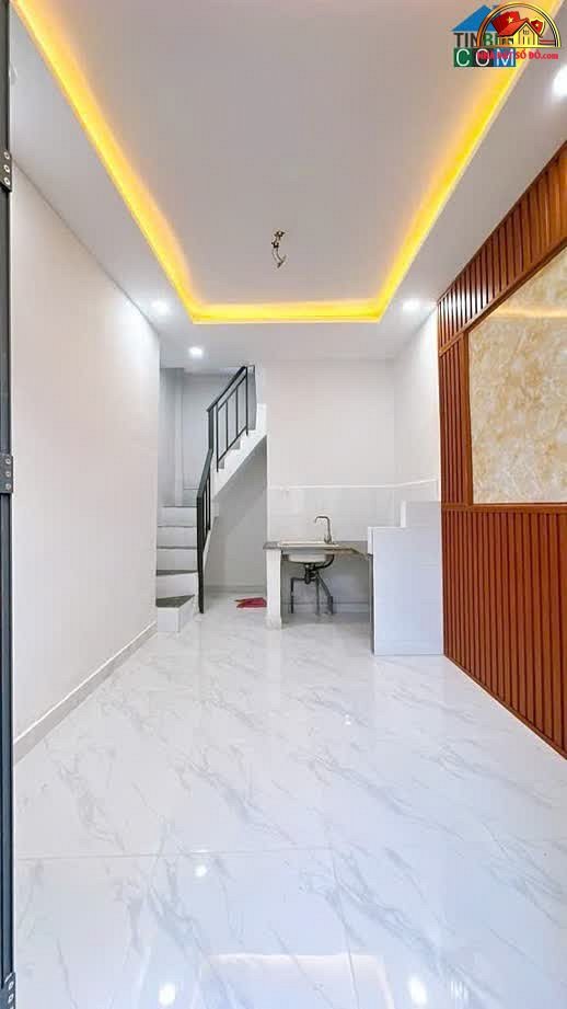 Sát mặt tiền hẻm, nhà đẹp Quận 4 chỉ 2.75 tỷ – Bán nhà đất Đoàn Văn Bơ – Quận 4 – Hồ Chí Minh – NHÀ ĐẤT BẤT ĐỘNG SẢN SỔ ĐỎ