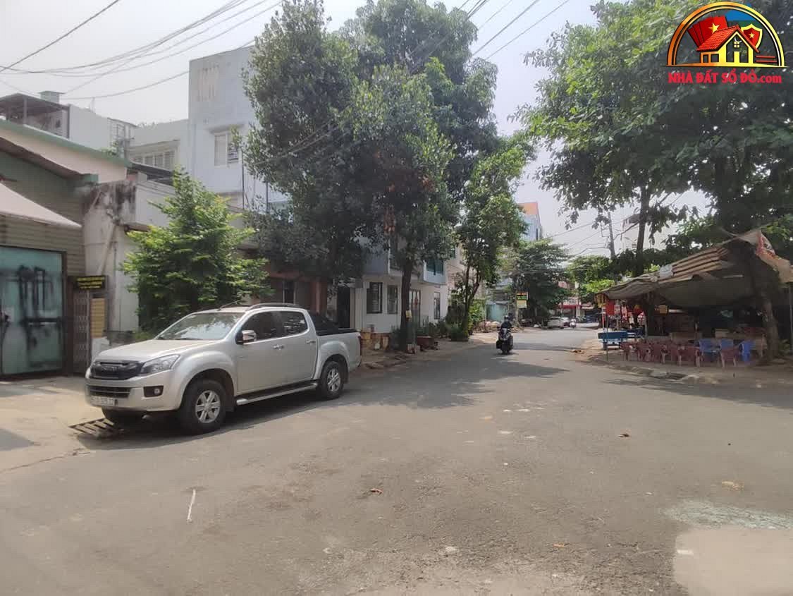 Lô đất 3 mặt tiền Bình Trưng Đông, Quận 2 – 7575m2 chỉ 300 tỷ – Bất động sản tiềm năng