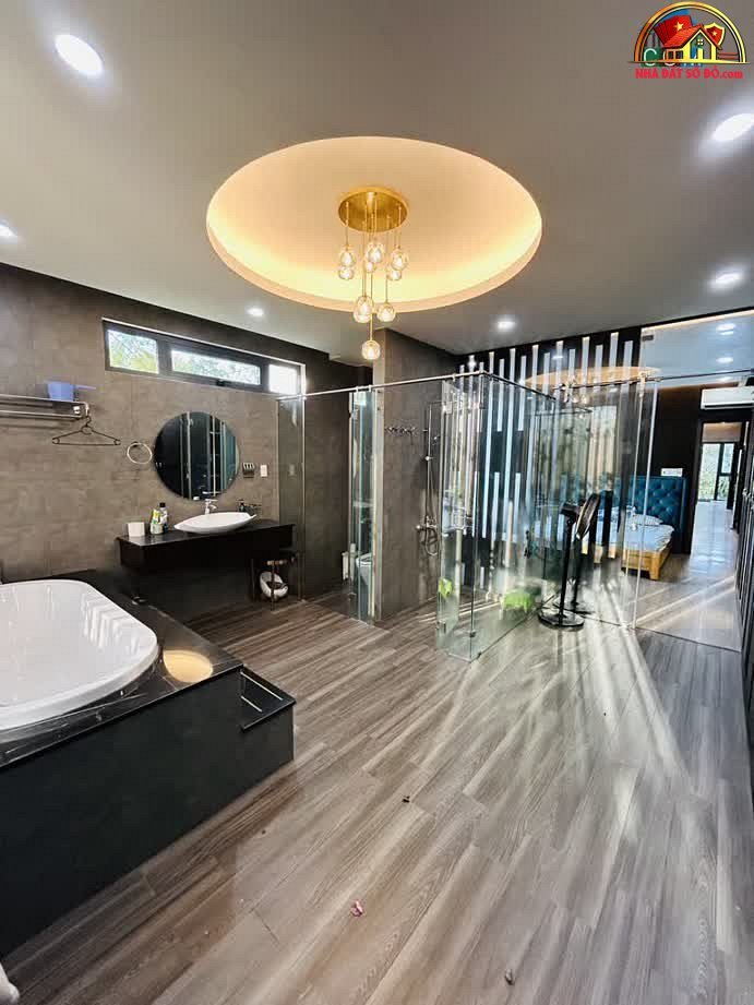 Nhà lô góc 5 tầng 167m² mặt tiền Huỳnh Tấn Phát giá chỉ 25.5 tỷ – Bán nhà đất