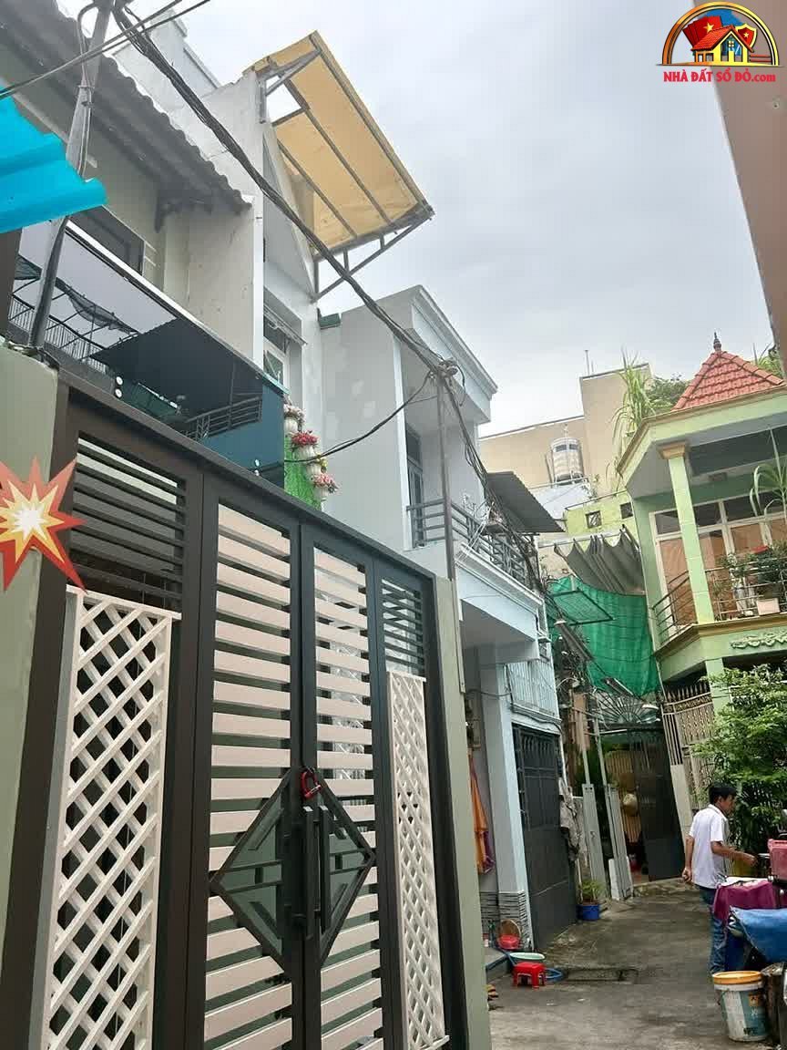 Nhà 2 tầng giá chỉ 4.5 tỷ, ngay trung tâm Quận 4 – Bán nhà đất – Hồ Chí Minh – NHÀ ĐẤT BẤT ĐỘNG SẢN SỔ ĐỎ