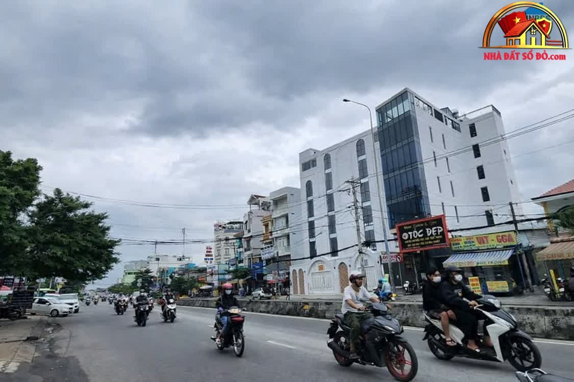 Mặt bằng kinh doanh 5 tầng, 102m², khu vực đông người – chỉ 8.5 tỷ – bán nhà đất