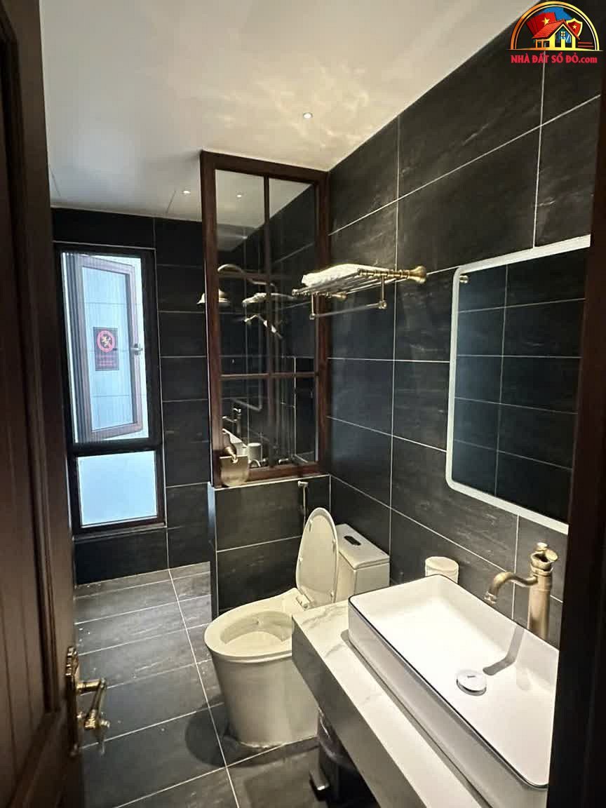 Nhà đẹp 4 tầng nội thất Luxury, cho thuê 125 triệu/tháng – Ngũ Hành Sơn – Đà Nẵng – NHÀ ĐẤT BẤT ĐỘNG SẢN SỔ ĐỎ