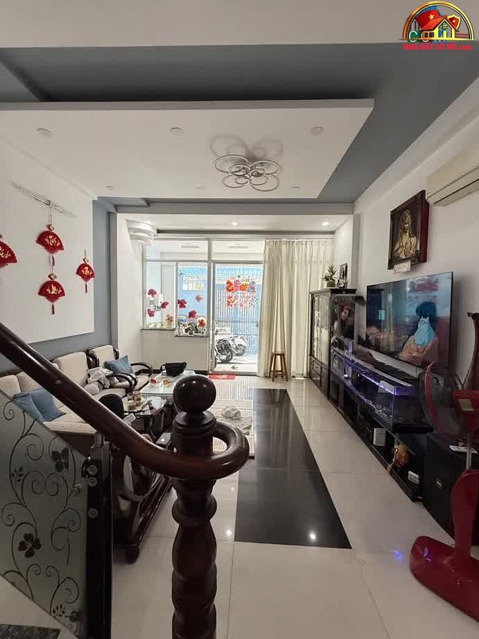 Nhà mặt phố Lê Văn Sỹ, 90m² chỉ 15.5 tỷ – Sổ đỏ, thương lượng