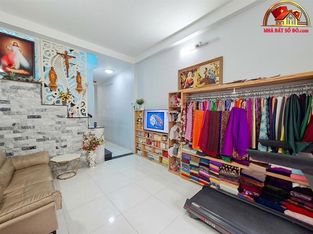 Nhà mới đẹp gần chợ Xóm Mới, 72m2 chỉ 7.99 tỷ &#82… – Bán nhà mặt phố Quận Gò Vấp – TP Hồ Chí Minh giá 7 – 10 tỷ