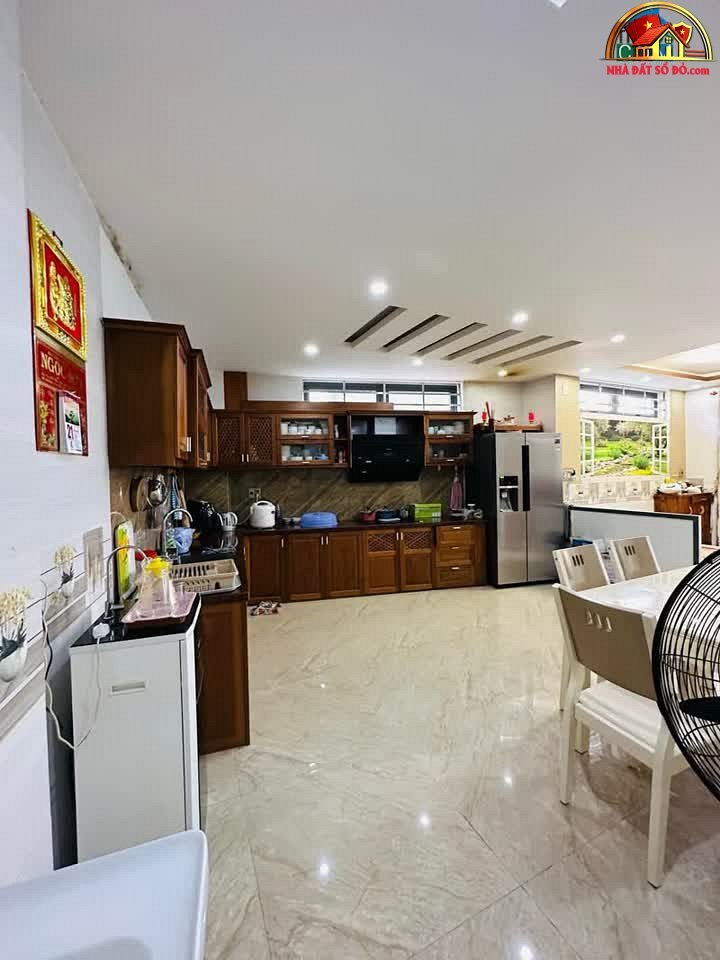 Bán nhà đẹp 137m2, ô tô trong sân, giá chỉ 5.15 tỷ – NHÀ ĐẤT BẤT ĐỘNG SẢN SỔ ĐỎ