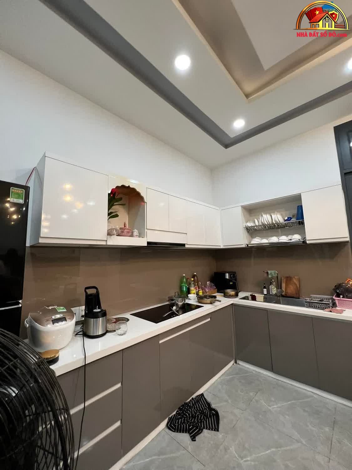Nhà đẹp 4 tầng đối diện Gigamall, có sân ô tô – Thủ Đức – NHÀ ĐẤT BẤT ĐỘNG SẢN SỔ ĐỎ