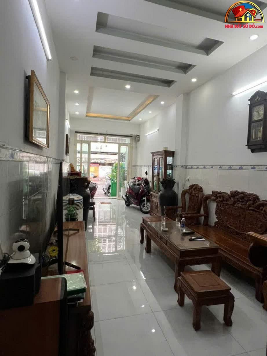 Nhà mặt phố Cao Xuân Dục – 4 tầng – Giá chỉ 11 tỷ – Bán nhà đất
