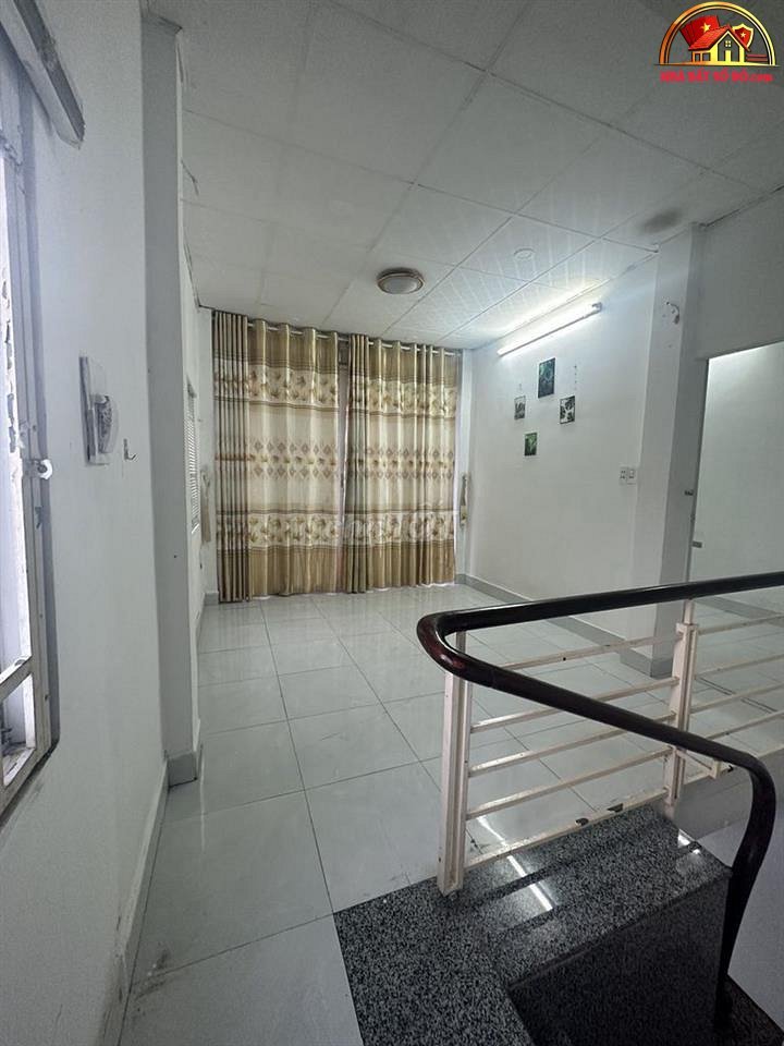 Nhà đẹp 1 lầu hẻm xe hơi, giá chỉ 4.3 tỷ – Phường 11 – Gò Vấp – Hồ Chí Minh – NHÀ ĐẤT BẤT ĐỘNG SẢN SỔ ĐỎ