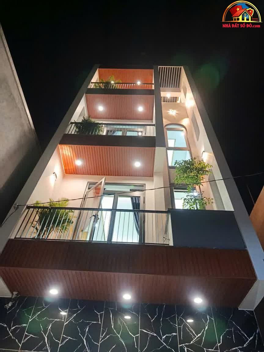 Nhà mới xây 4 tầng hiện đại, hẻm xe hơi 5m – Thủ Đức – 6.85 tỷ