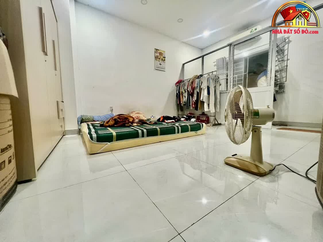 Bán nhà 2 tầng hẻm 4.7m ngay trung tâm Quận 4 – 5.19 tỷ – NHÀ ĐẤT BẤT ĐỘNG SẢN SỔ ĐỎ