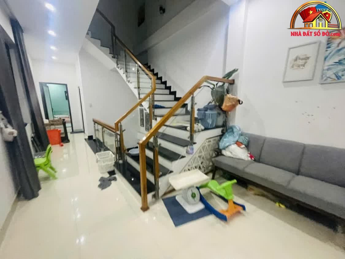 Bán nhà mặt phố 3 tầng lô góc vị trí đẹp tại Sơn Trà – Đà Nẵng