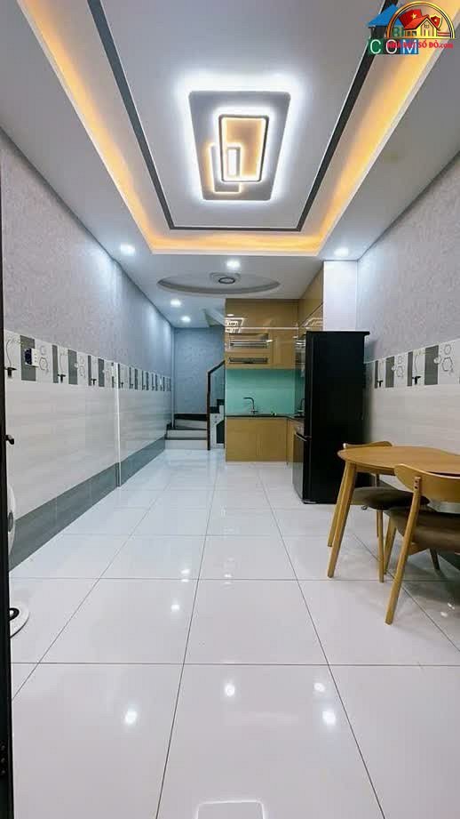 Bán nhà mặt phố Hoàng Diệu, Quận 4, 22m² giá 3.23 tỷ – Căn góc 3 tầng