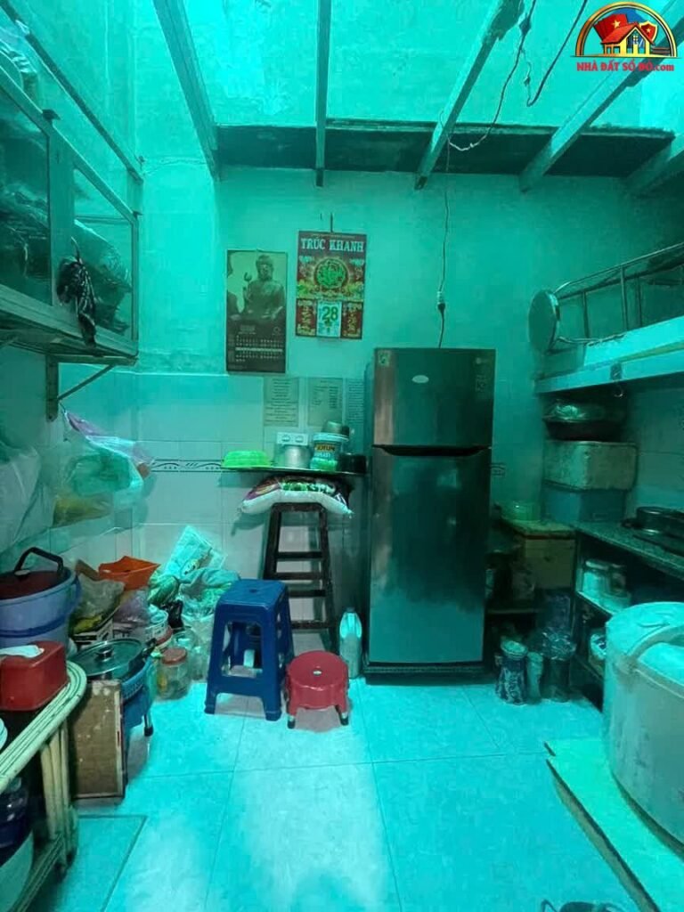 Bán nhà Quận 4 – Hẻm xe hơi Đoàn Văn Bơ – 49m² – 4 tỷ