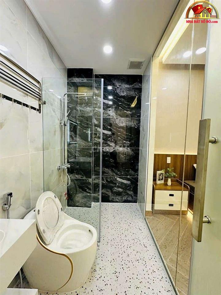 Nhà 5 tầng thang máy mặt tiền Thới An 75m2 giá 8.79 tỷ – Đầu tư hoàn hảo