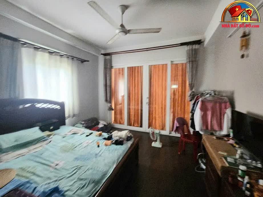Mặt tiền Bến Vân Đồn 5 Tầng – 10.7 tỷ – Quận 4 – Hồ Chí Minh – NHÀ ĐẤT BẤT ĐỘNG SẢN SỔ ĐỎ