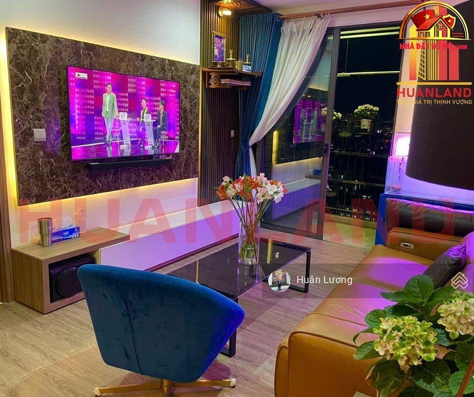 Bán căn hộ 2PN đầy đủ nội thất tại Hà Đô Centrosa Quận 10