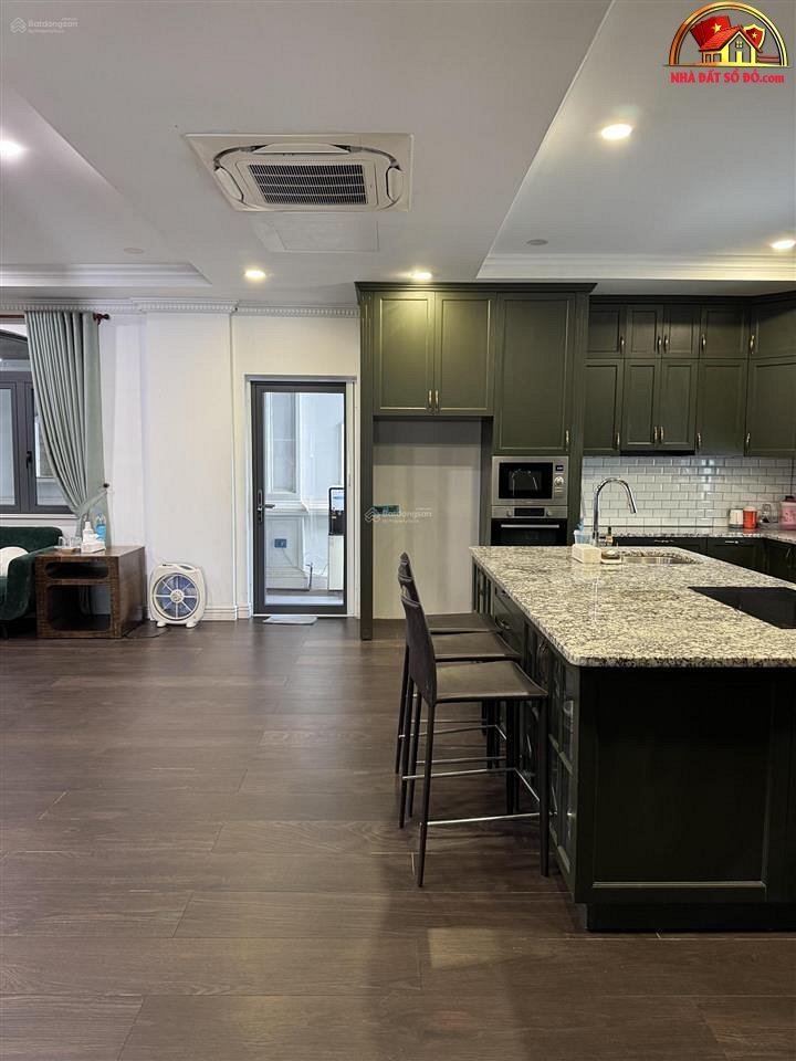 Bán nhà mặt tiền sổ đỏ Gò Vấp 4 tầng, giá 23 tỷ