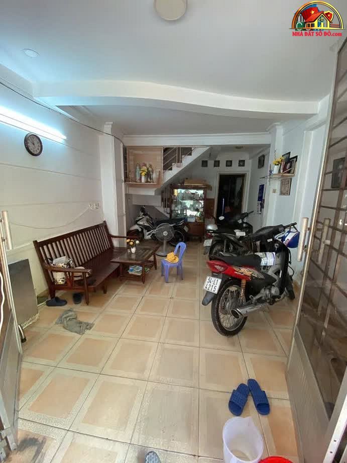 Bán nhà riêng sổ đỏ 4 phòng ngủ 50m² giá 8.8 tỷ Quận 8 TP.HCM