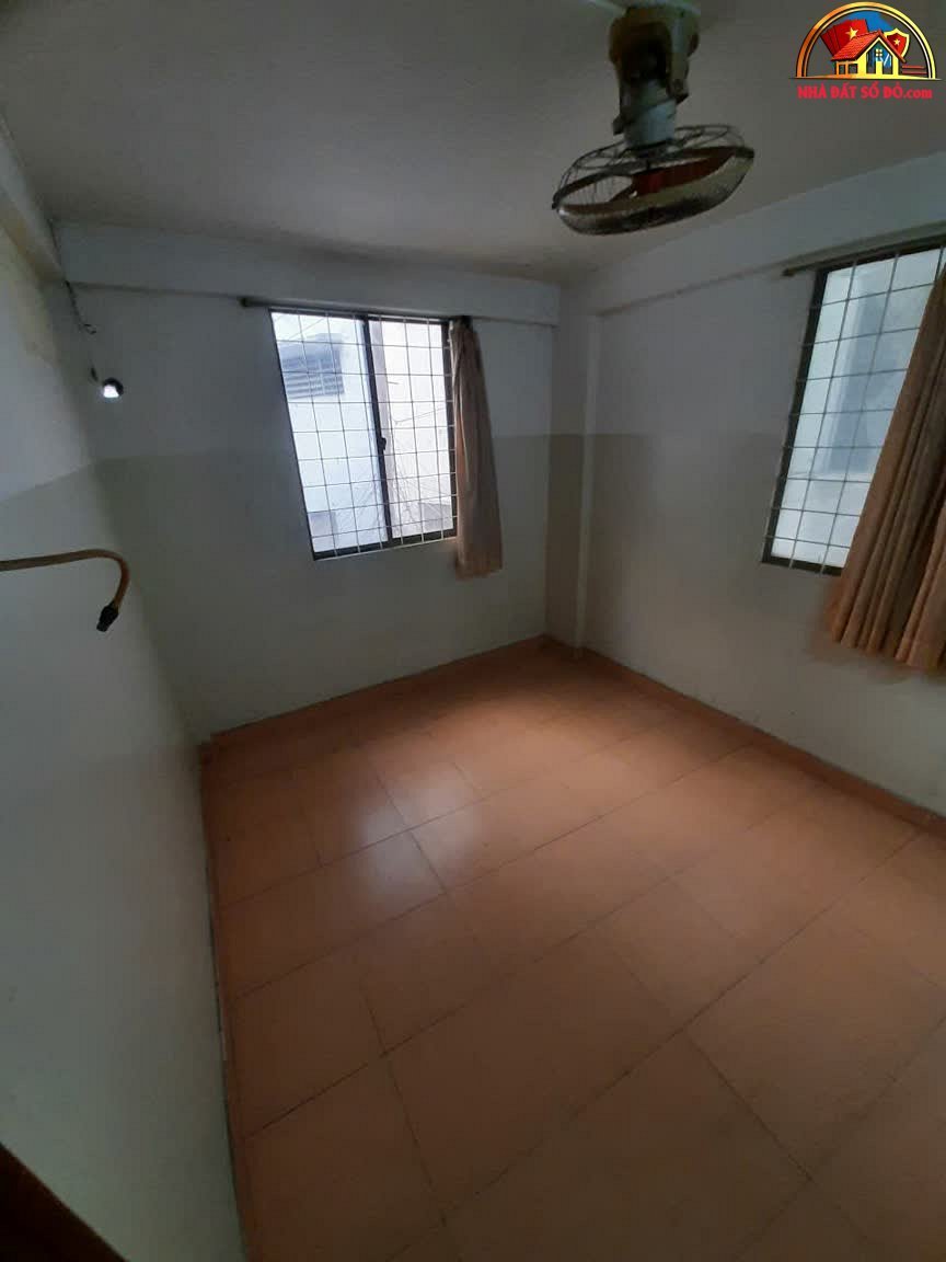 Bán nhà đất sổ đỏ Quận 5 Hồ Chí Minh với giá 15.7 tỷ