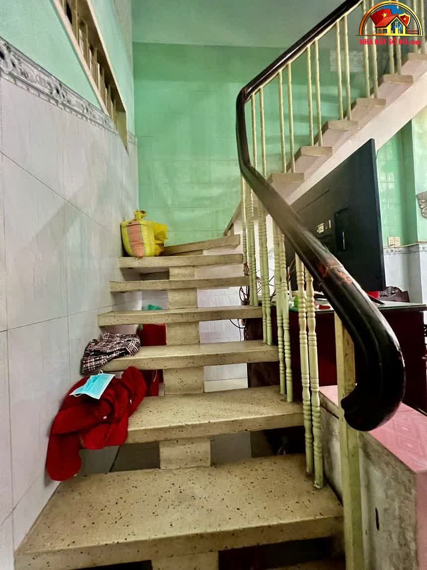 Nhà mặt phố sổ đỏ Quận 4 Hồ Chí Minh diện tích 32 m² giá 7.999 tỷ